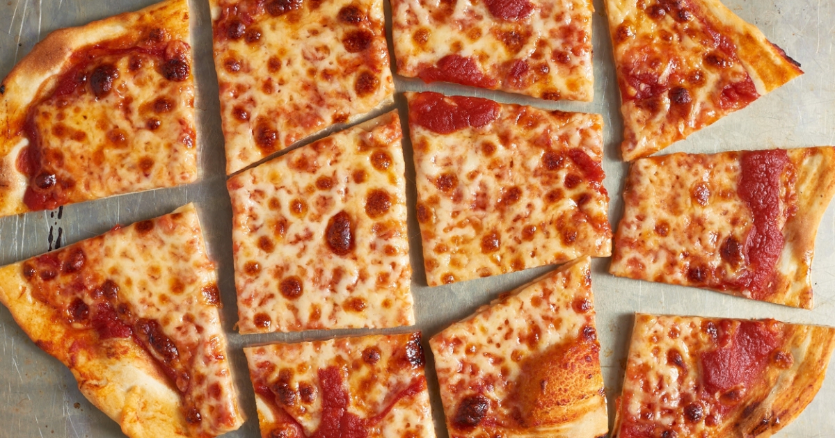 Kalabalık Sofra Cumartesi Pizza / Evde Pizza Hamuru Nasıl Hazırlanır?